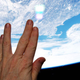 Illustration for article titled Így búcsúztak Leonard Nimoy-tól a Nemzetközi Űrállomáson